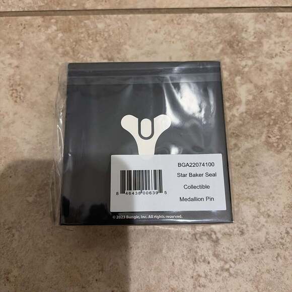 Destiny 2 Star Baker Seal Medallion Pin Collectible (New, Sealed) - Picture 1 of 4